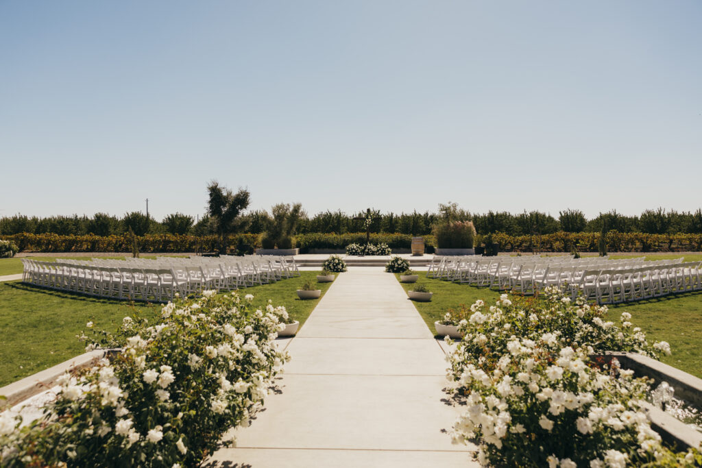 Evanelle vineyards in Madera California near Fresno outdoor ceremony setup picture