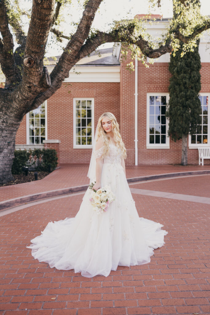 Bride portrait at Sherwood Country Club wedding editorial in Thousand Oaks California
