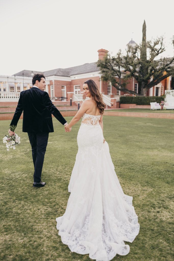 Sherwood Country Club wedding editorial couple portrait in Thousand Oaks California
